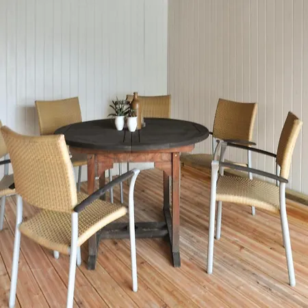 בית נופש Three-bedroom In